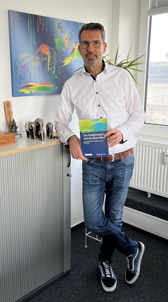 Der Produktmanager und das Blaue Meer : Das Praxisbuch für Produktmanager im B2B-Markt - Taschenbuch – 17. Oktober 2024, von Robert Wachendorff (Autor)